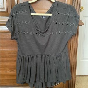 Aerie dark gray shirt